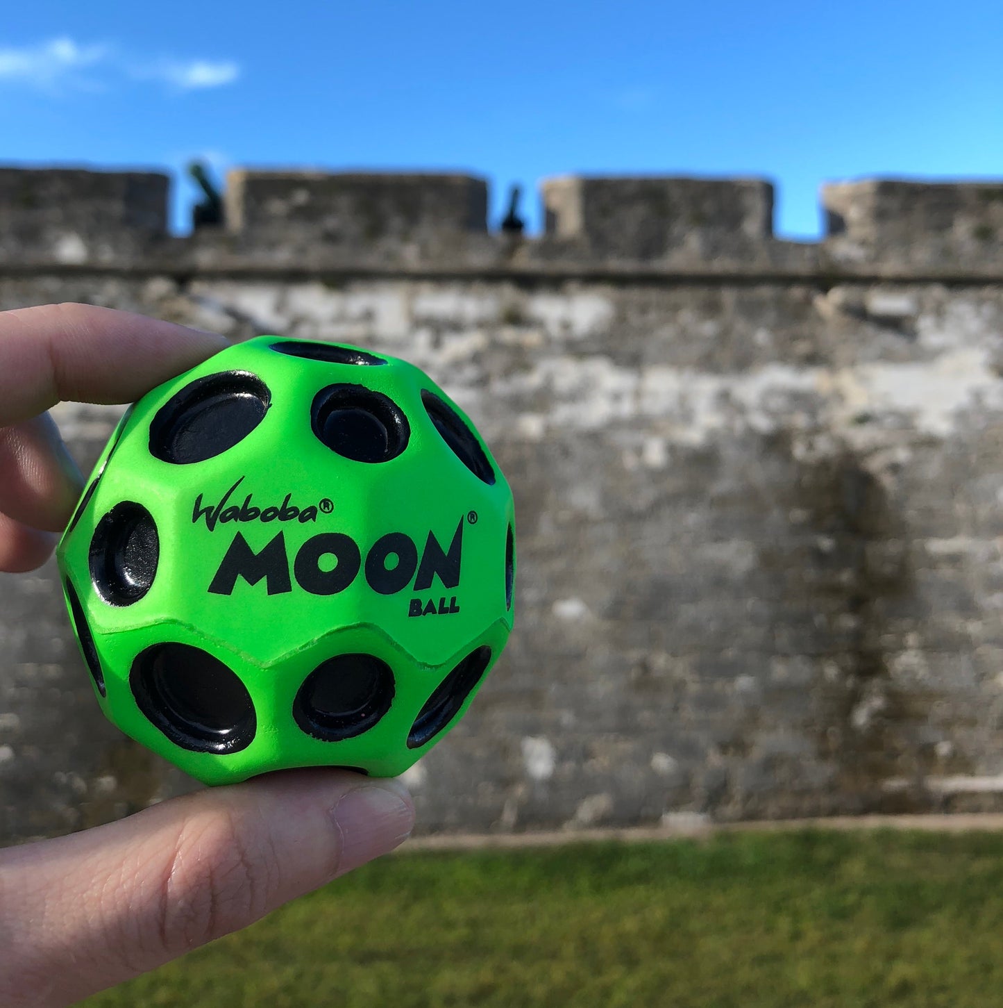 WABOBA MOON BALL