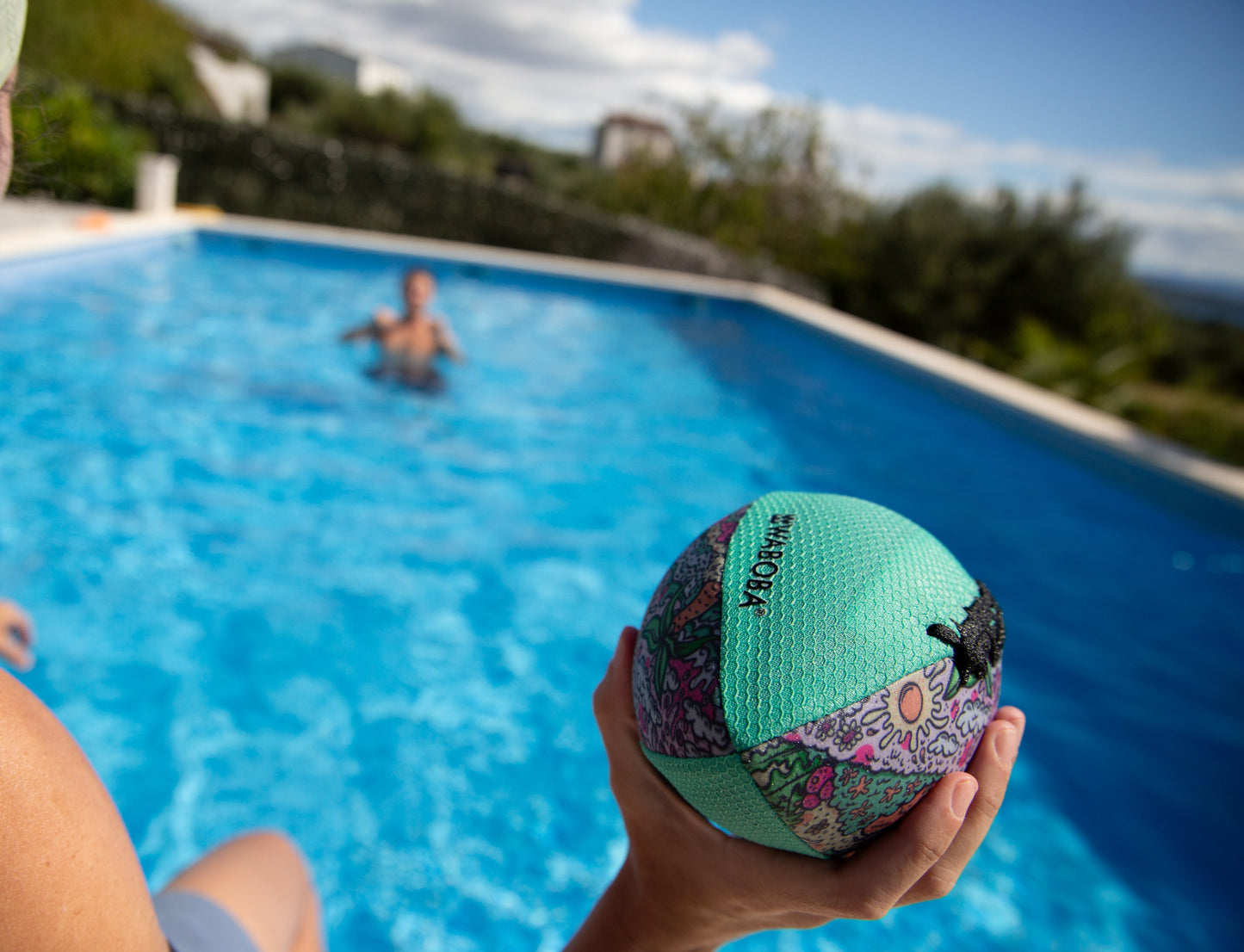 TROPICAL WATER FOOTBALL